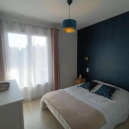 Appartement T2 Centre Ville, Soulages, Amphitheatre - Wifi Clim Balcon Parking Rodez