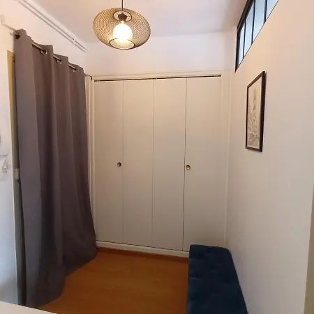 T2 Centre Ville, Soulages, Amphitheatre - Wifi Clim Balcon Parking Appartement