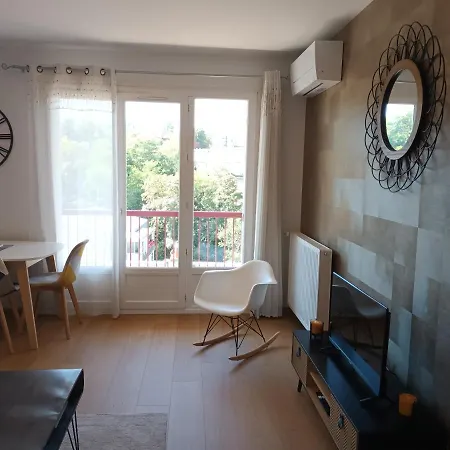 T2 Centre Ville, Soulages, Amphitheatre - Wifi Clim Balcon Parking