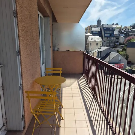 T2 Centre Ville, Soulages, Amphitheatre - Wifi Clim Balcon Parking Rodez