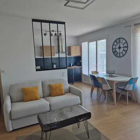 T2 Centre Ville, Soulages, Amphitheatre - Wifi Clim Balcon Parking * Rodez