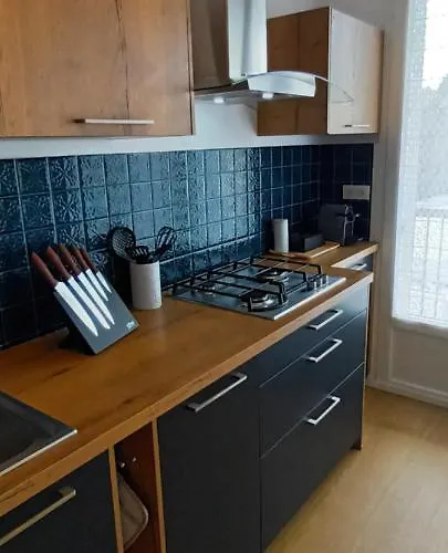 T2 Centre Ville, Soulages, Amphitheatre - Wifi Clim Balcon Parking Rodez