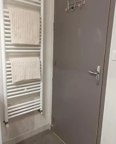 T2 Centre Ville, Soulages, Amphitheatre - Wifi Clim Balcon Parking